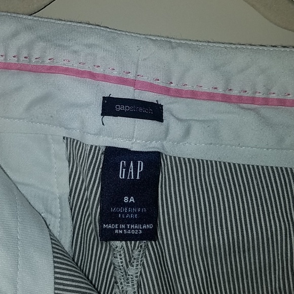 GAP Modern Fit Flare Striped Pants - Picture 5 of 6